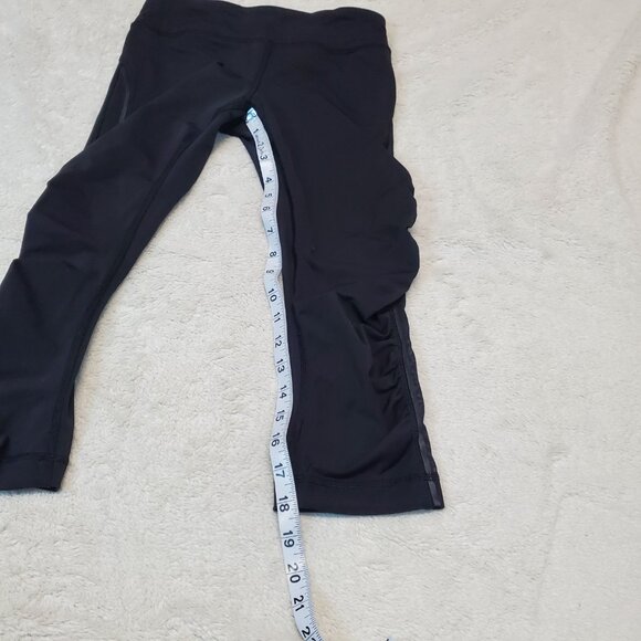 Lululemon Black Ruched Mesh Active Gym Yoga Zipper 18" Capri‎ Cropped Legging 4 - Picture 6 of 6